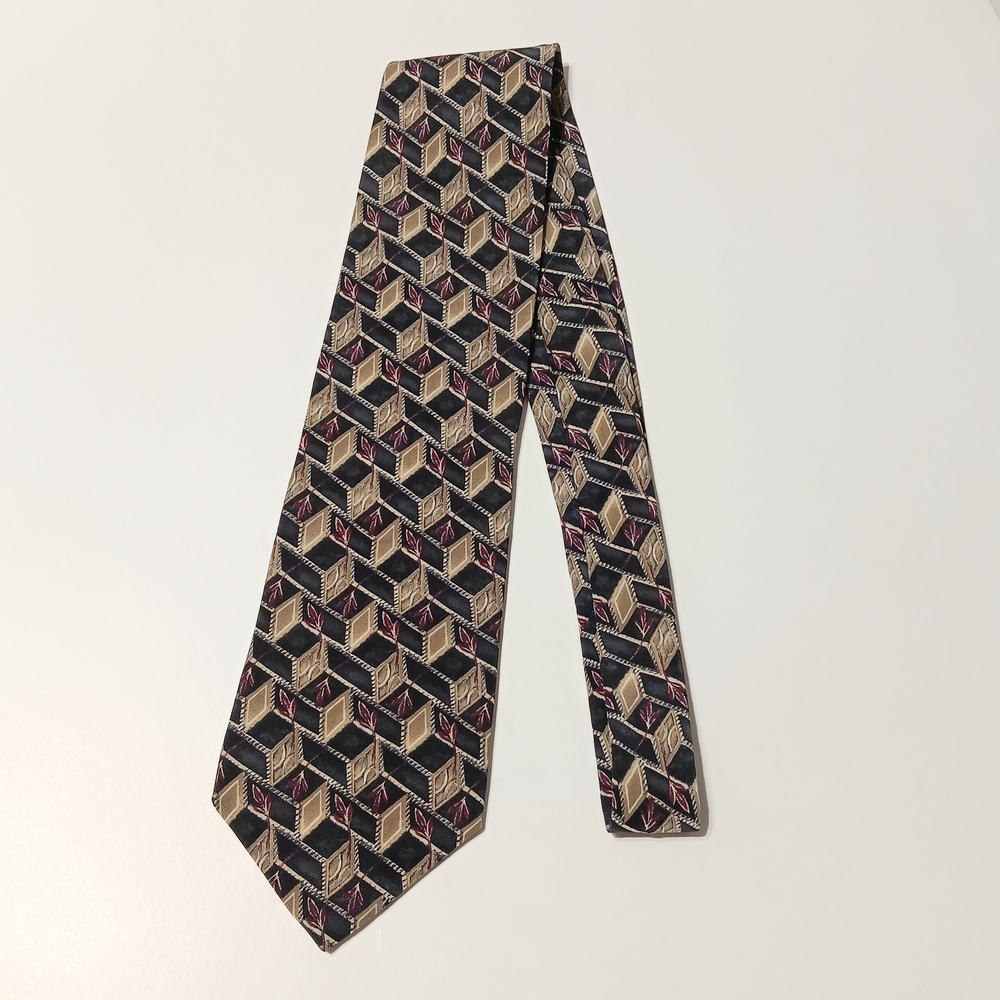 Gianfranco Ruffini Geometric Tie in Black, Gold, and Red Silk